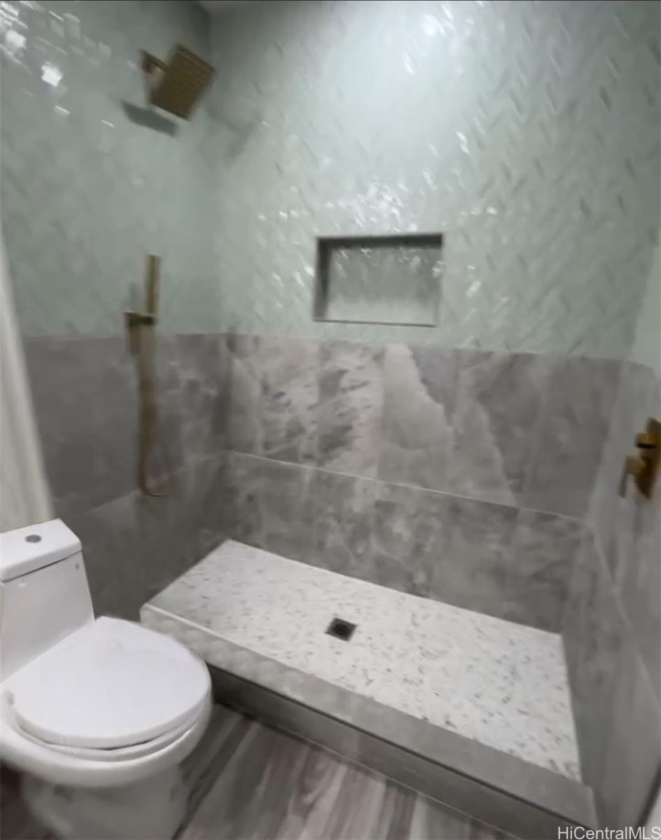 362  Waiopua Place Koko Head Terrace, Hawaii Kai home - photo 10 of 14