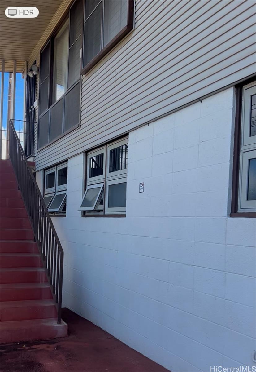 3625  Pahoa Ave Kaimuki, Diamond Head home - photo 2 of 11