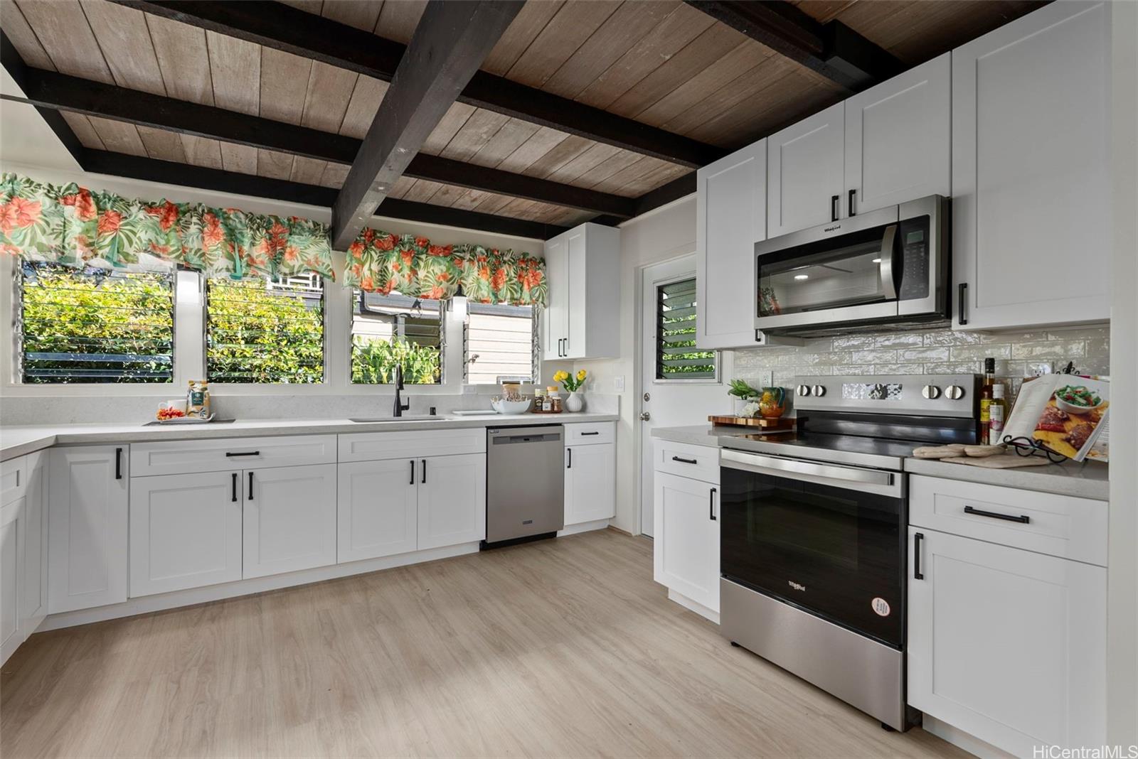 3629  Woodlawn Terrace Place Manoa-woodlawn, Honolulu home - photo 8 of 25