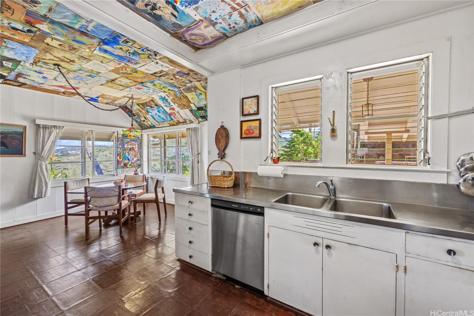 3637  Nihipali Place Maunalani Heights, Diamond Head home - photo 12 of 23