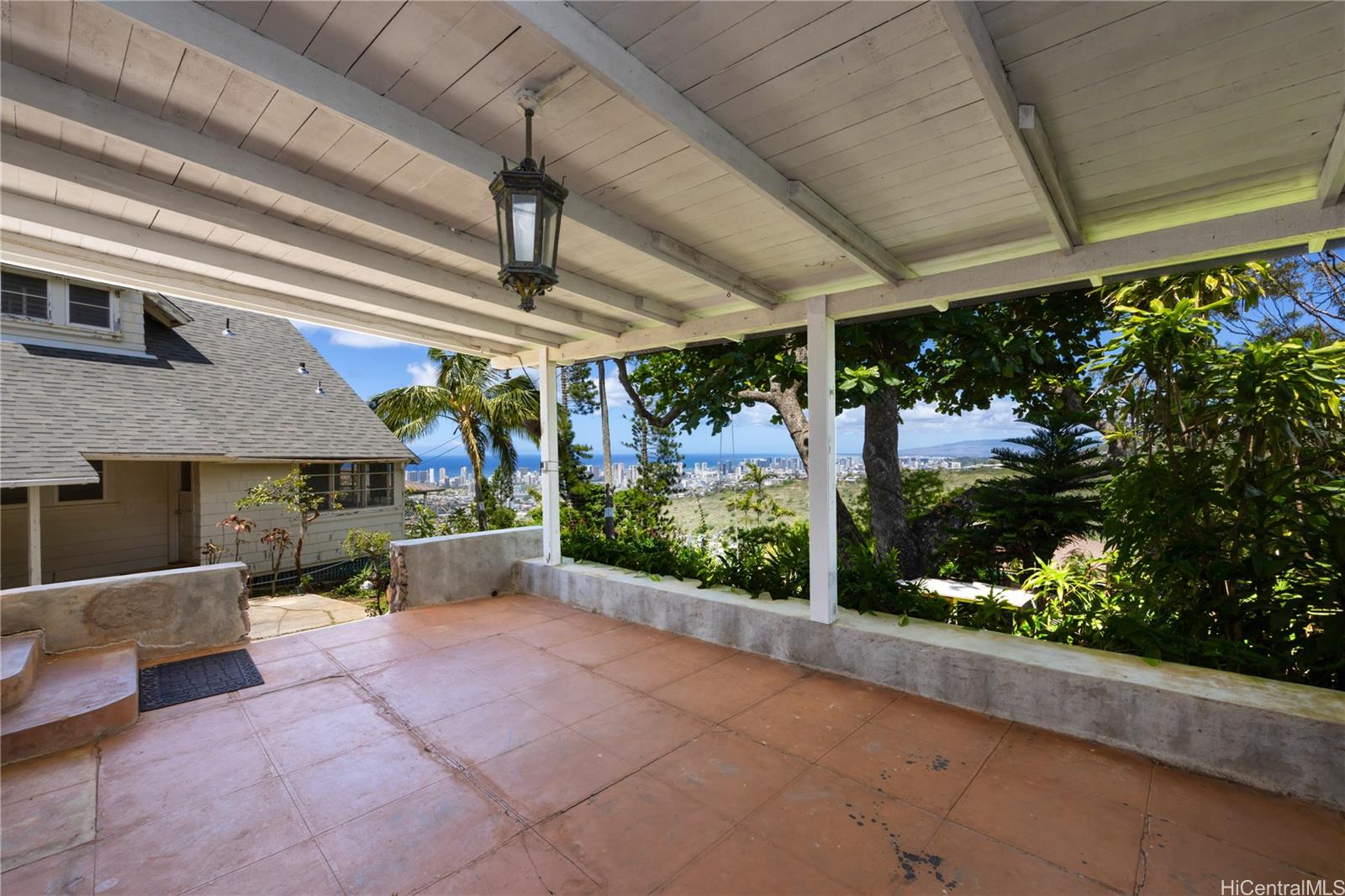 3637  Nihipali Place Maunalani Heights, Diamond Head home - photo 18 of 23