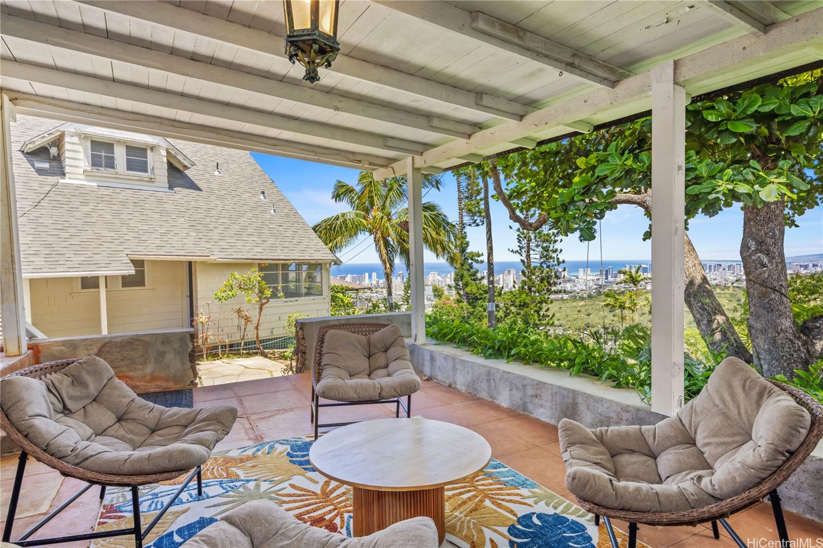 3637  Nihipali Place Maunalani Heights, Diamond Head home - photo 6 of 23