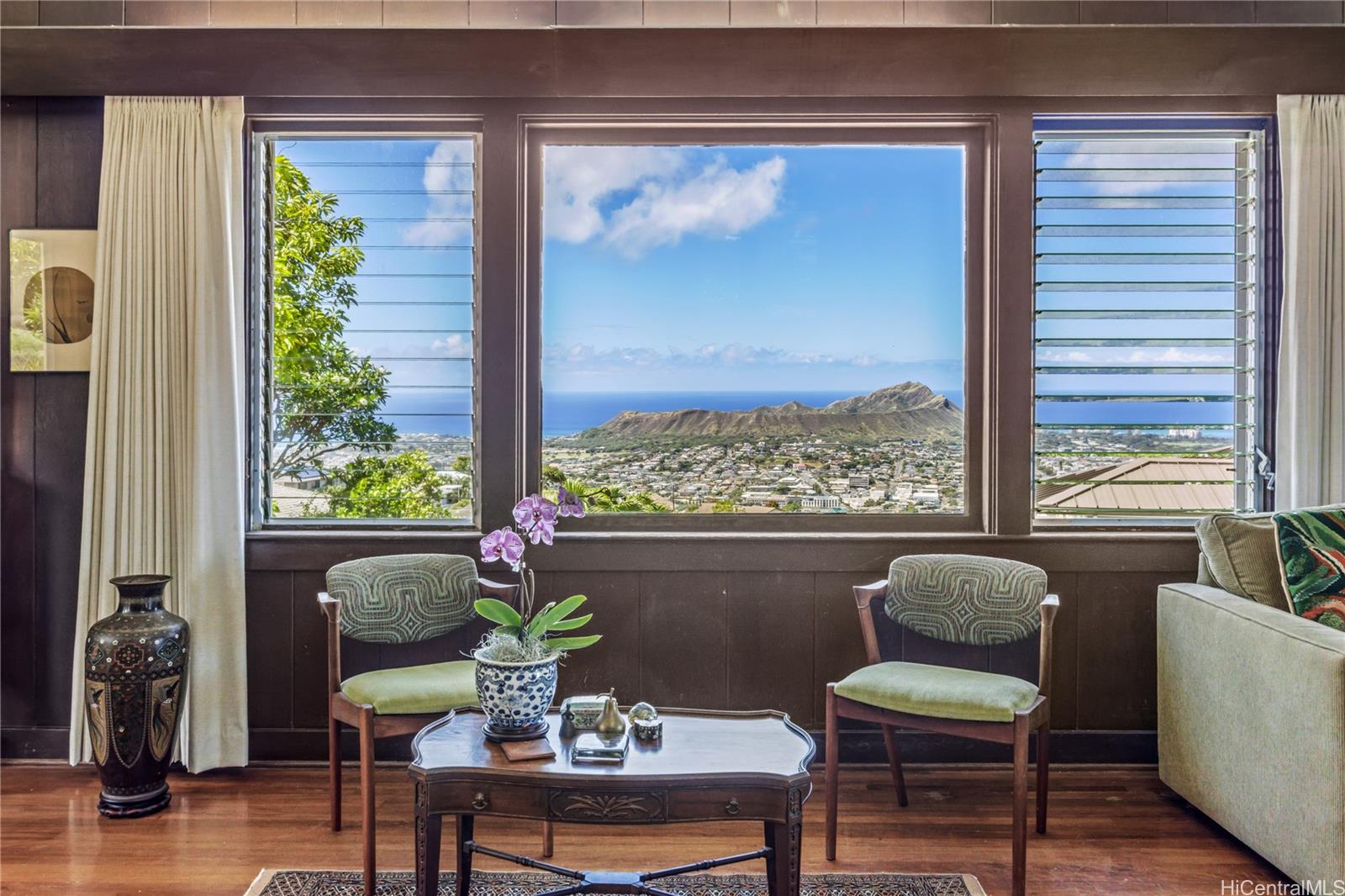 3637  Nihipali Place Maunalani Heights, Diamond Head home - photo 8 of 23