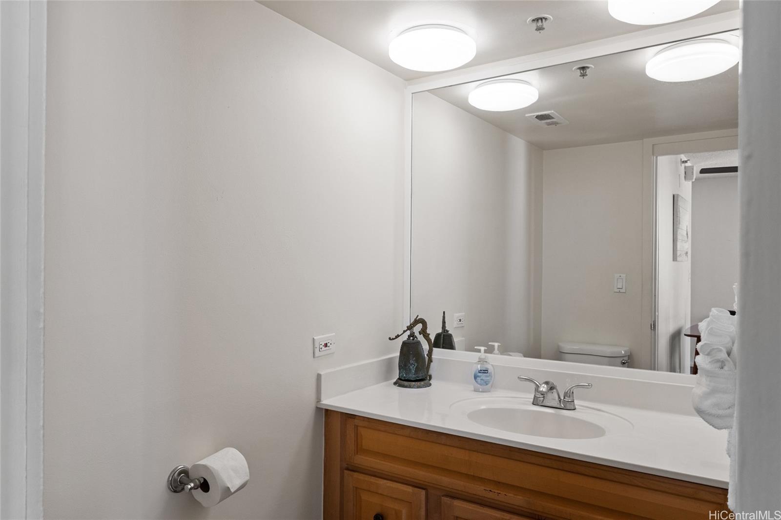 Marine Surf Waikiki condo # 1211, Honolulu, Hawaii - photo 13 of 17