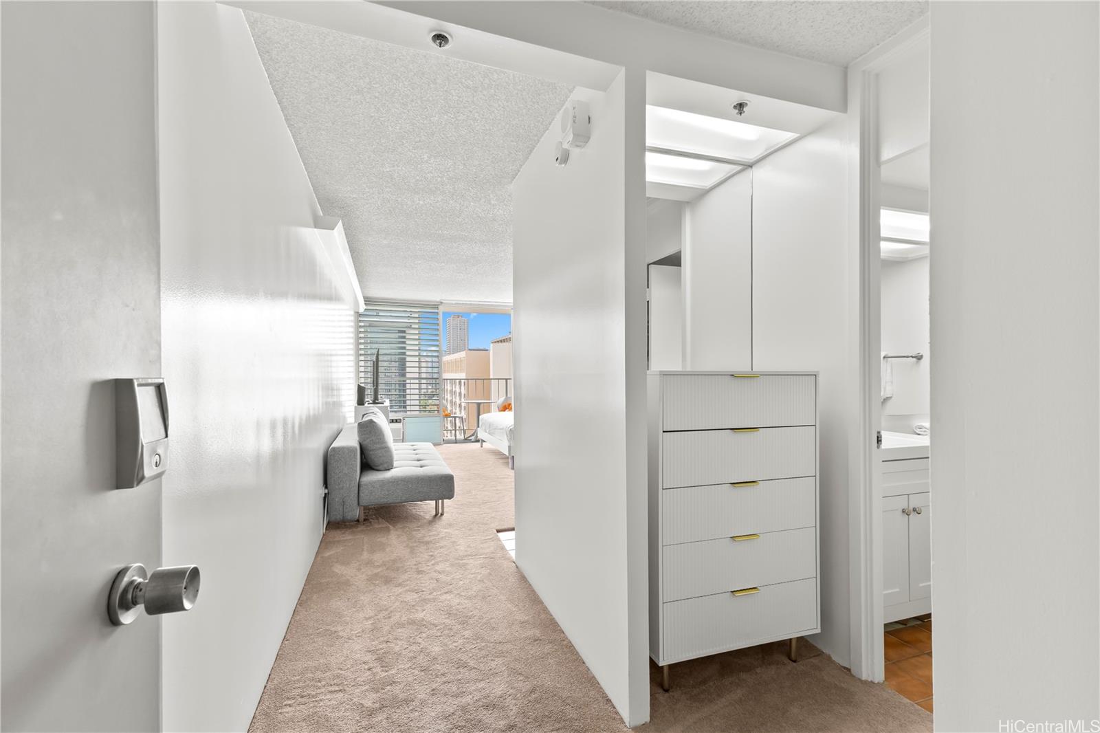 Marine Surf Waikiki condo # 1808, Honolulu, Hawaii - photo 9 of 11