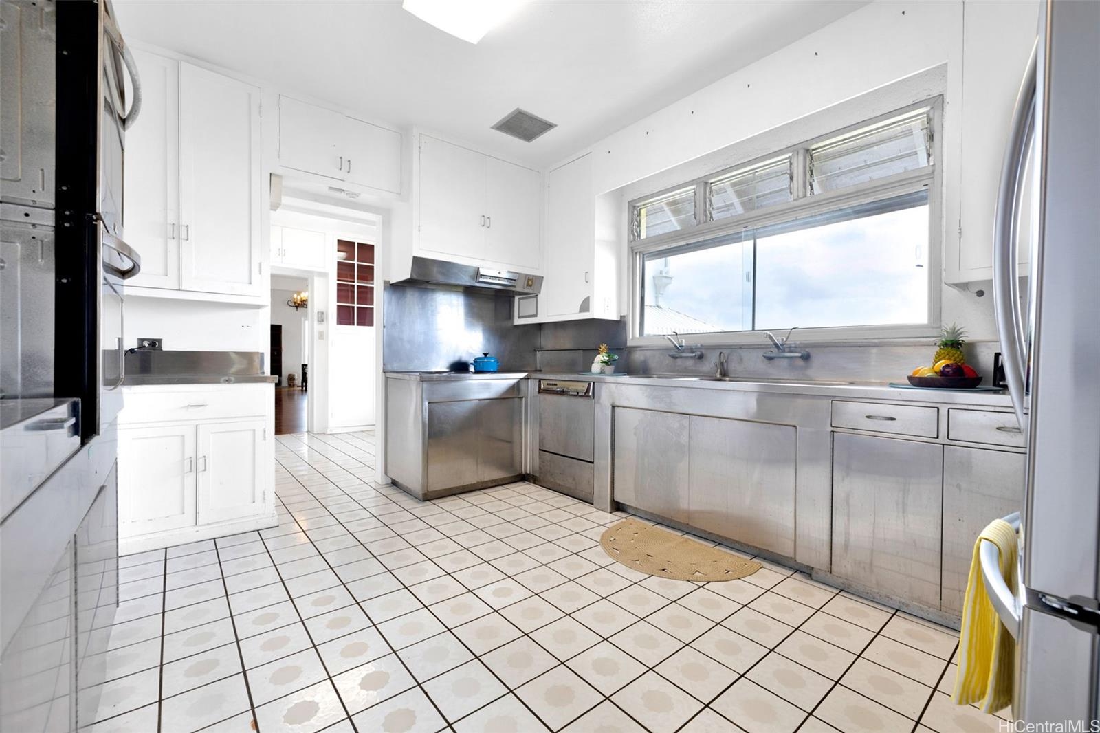 3647  Diamond Head Road Diamond Head, Diamond Head home - photo 3 of 25