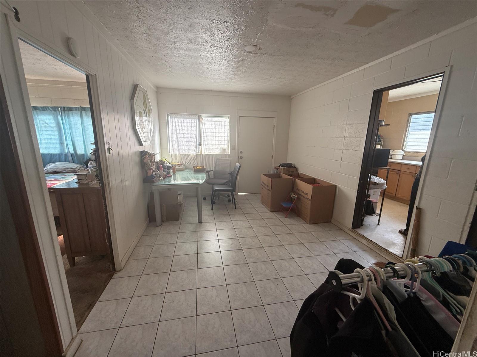 3647  Likini Street Aliamanu, Honolulu home - photo 3 of 8