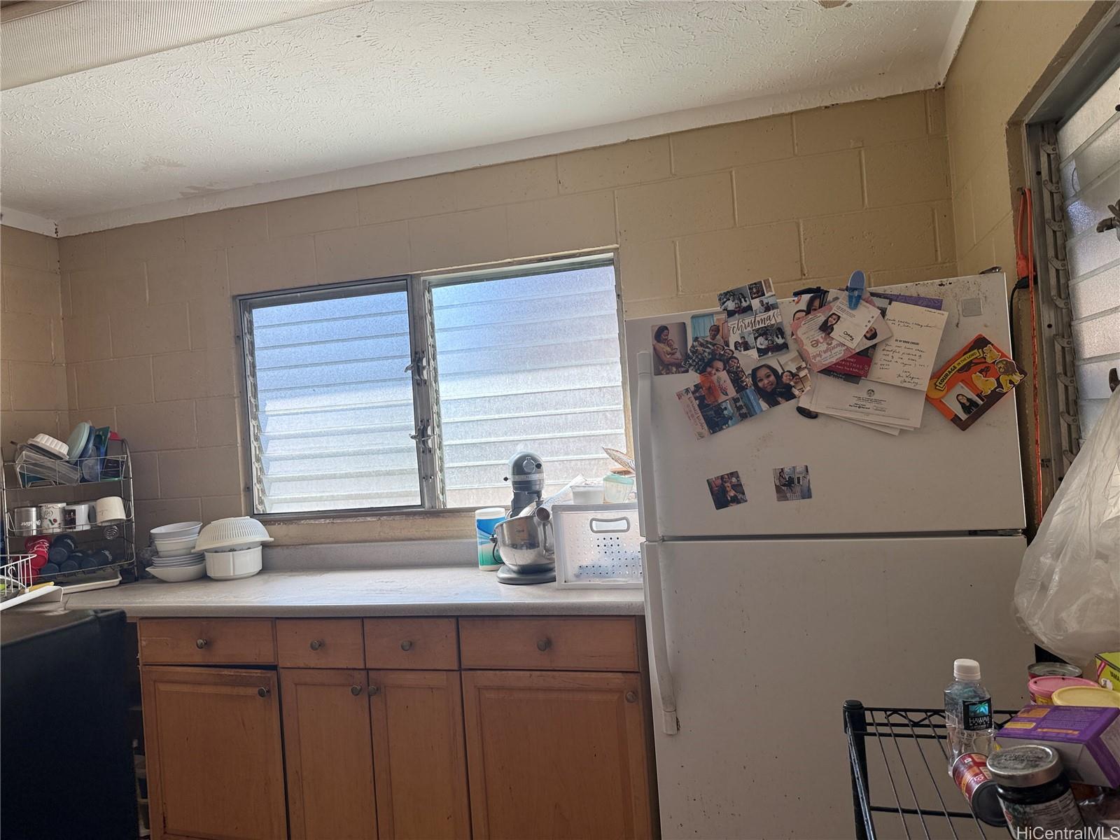 3647  Likini Street Aliamanu, Honolulu home - photo 4 of 8