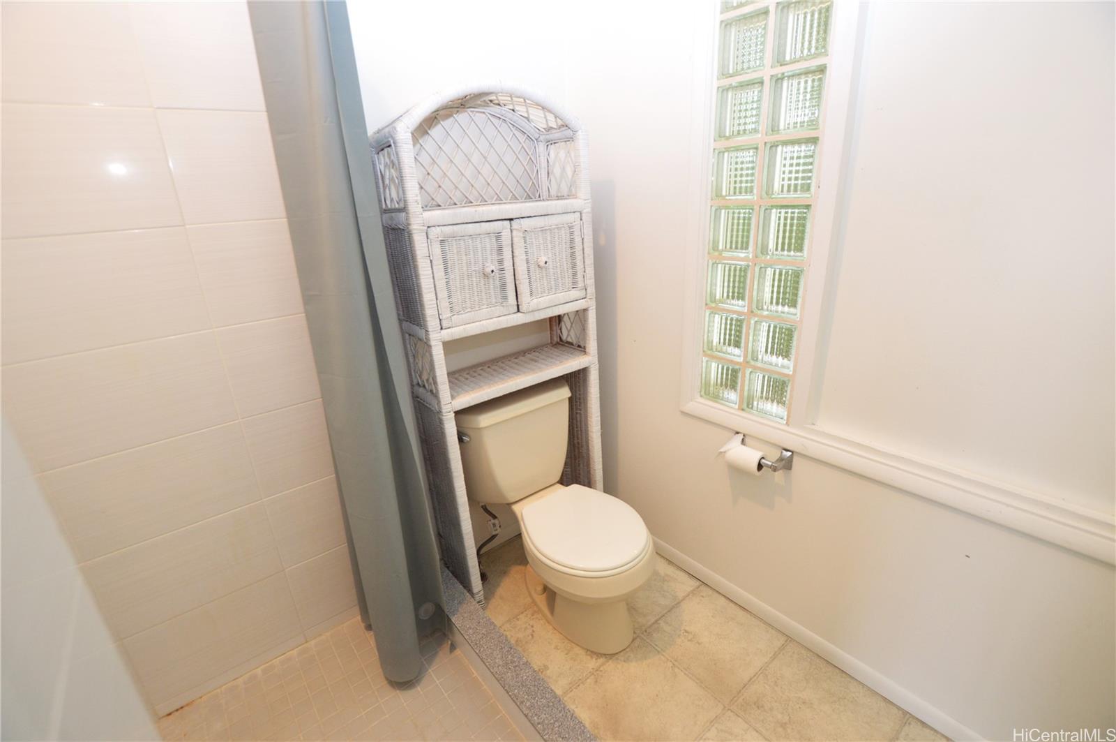 3649 Kawelolani Pl Honolulu - Rental - photo 6 of 12