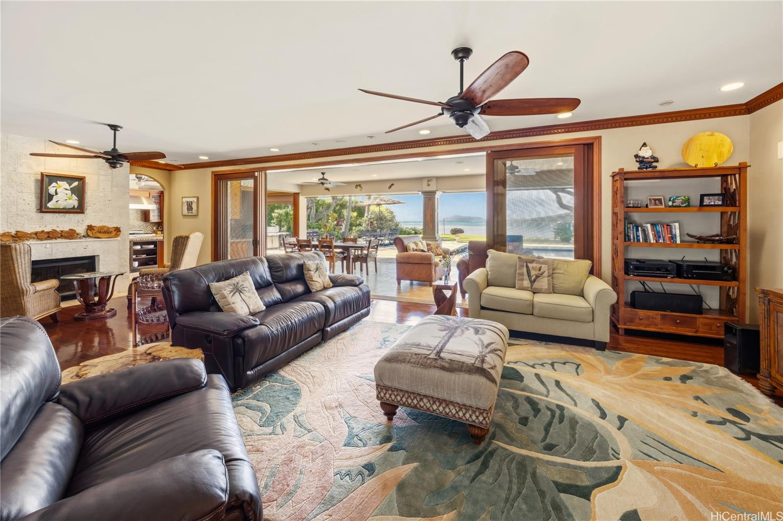 365  Portlock Rd Portlock, Hawaii Kai home - photo 6 of 25