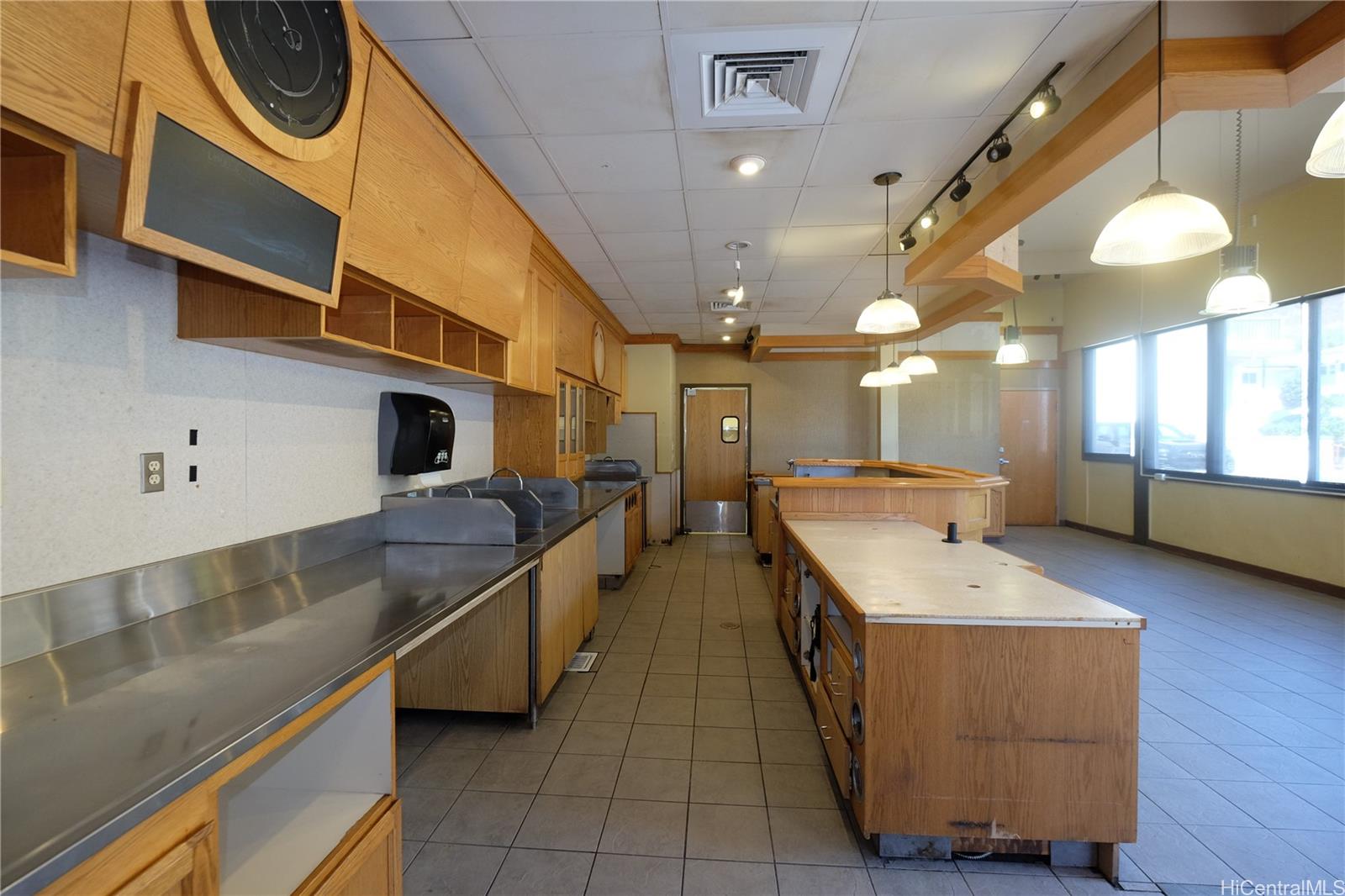 3654 Campbell Ave Honolulu Oahu commercial real estate photo11 of 24