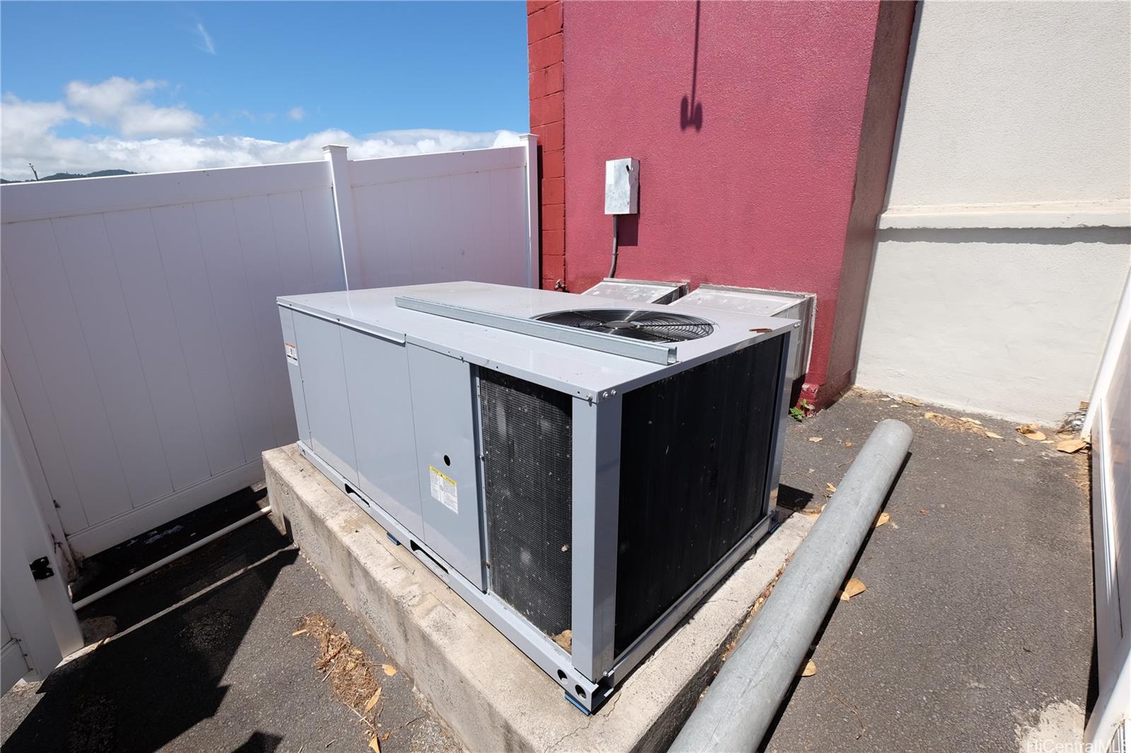 3654 Campbell Ave Honolulu Oahu commercial real estate photo16 of 24