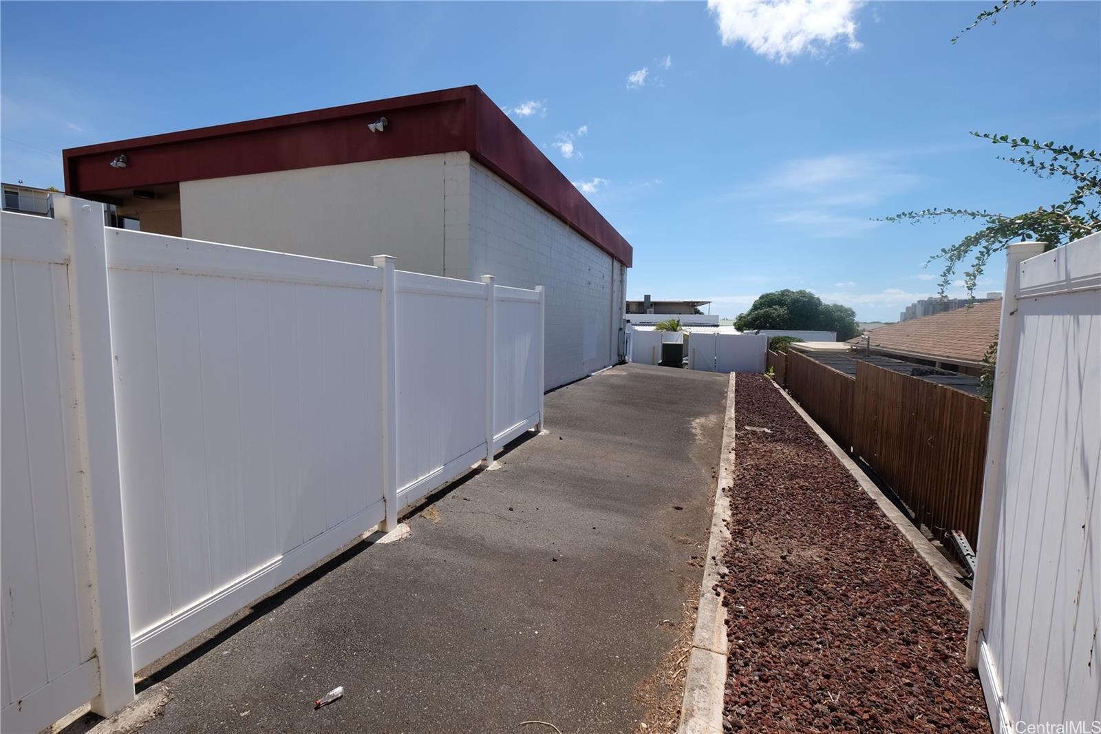 3654 Campbell Ave Honolulu Oahu commercial real estate photo19 of 24