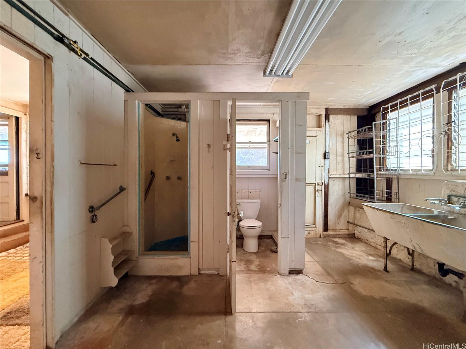 3655  Nihipali Pl Maunalani Heights, Diamond Head home - photo 21 of 25