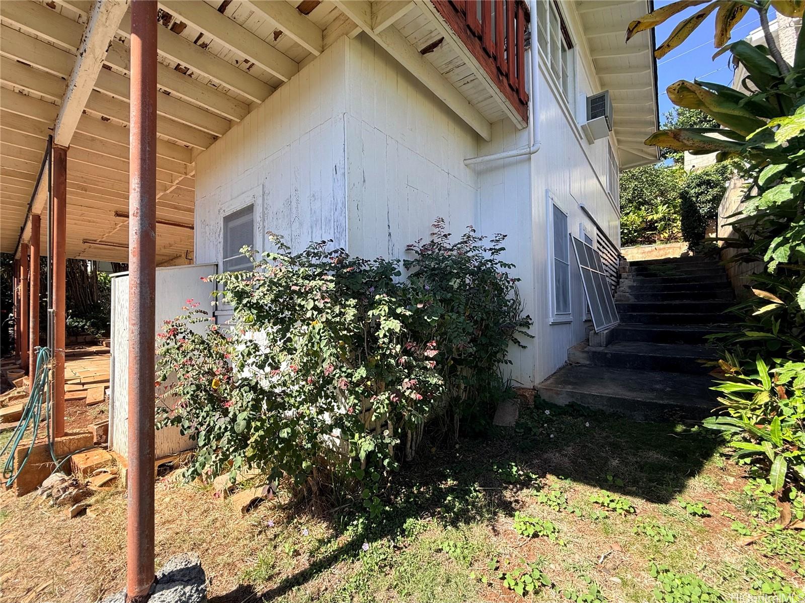 3655  Nihipali Pl Maunalani Heights, Diamond Head home - photo 23 of 25