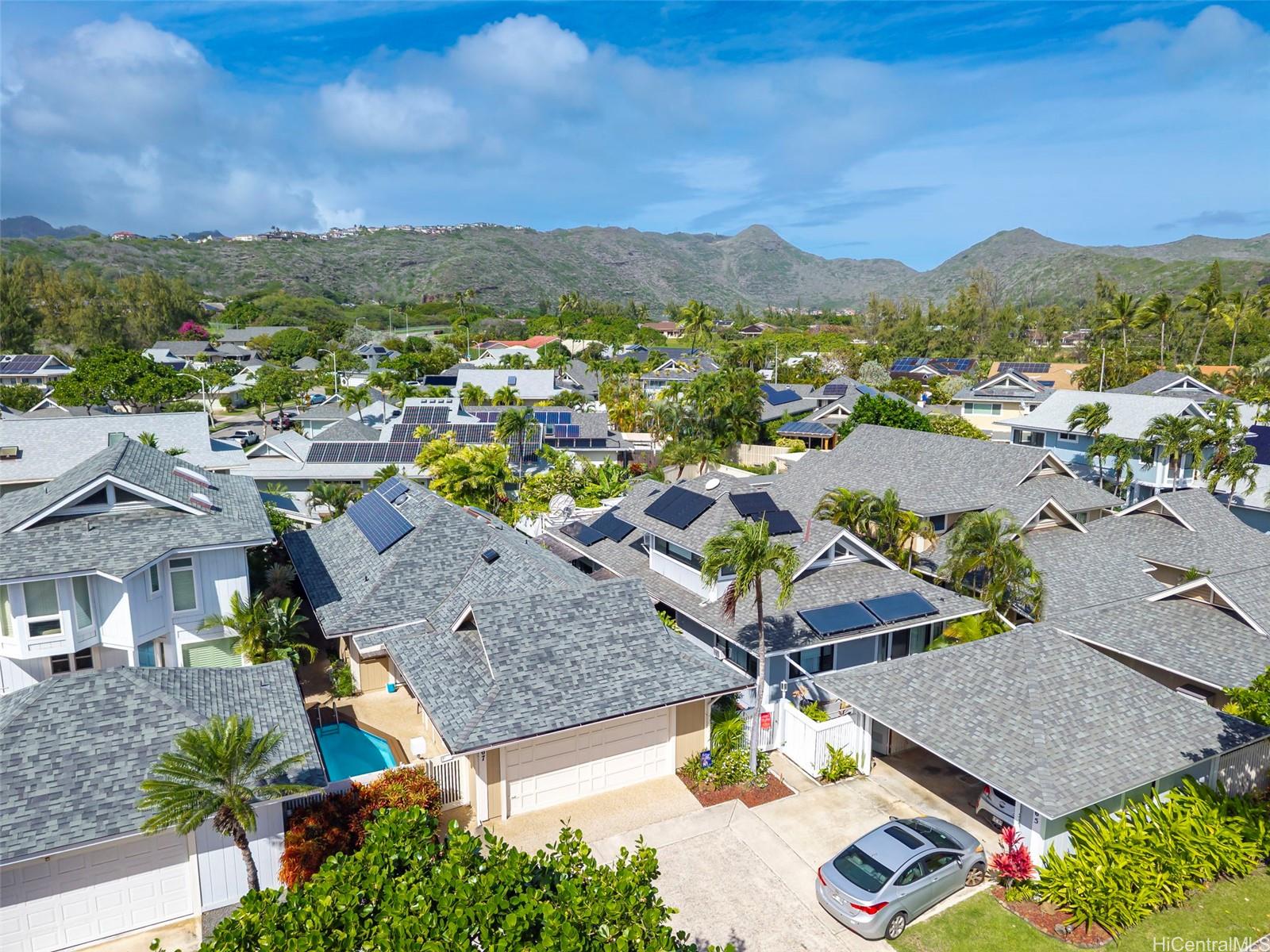 367  Kuanalu Place Laulima, Hawaii Kai home - photo 21 of 23