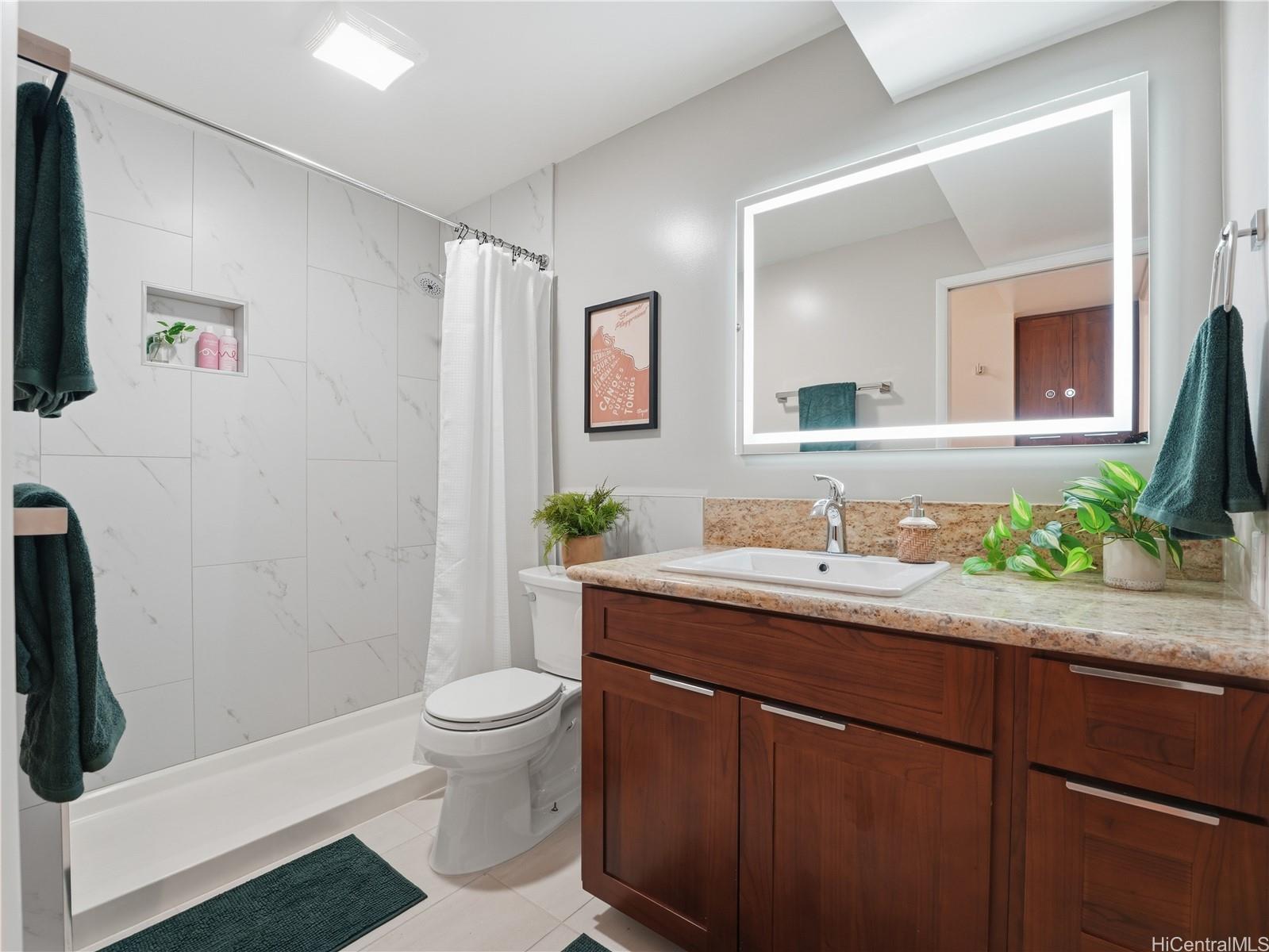 367  Mamaki Street Niu Valley, Diamond Head home - photo 19 of 25