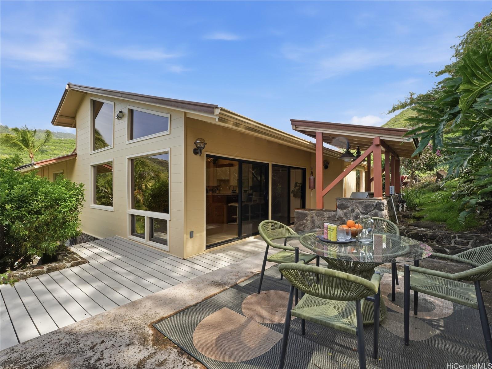 367  Mamaki Street Niu Valley, Diamond Head home - photo 21 of 25