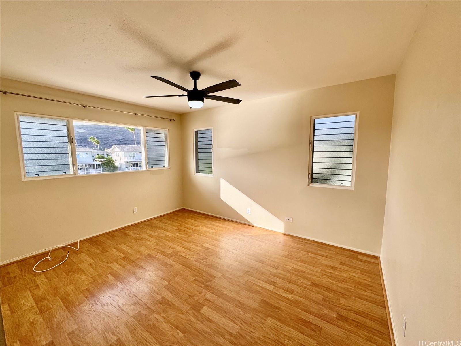 369 Opihikao Pl Honolulu - Rental - photo 19 of 25