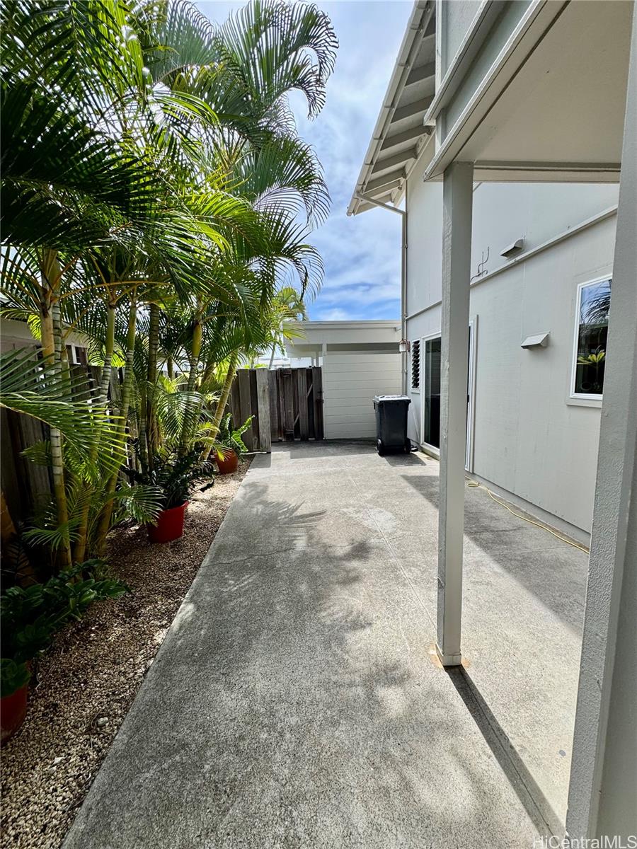 369 Opihikao Pl Honolulu - Rental - photo 6 of 22