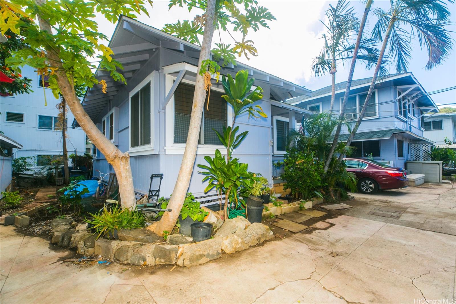 37 Kauila Street Honolulu - Multi-family - photo 11 of 12