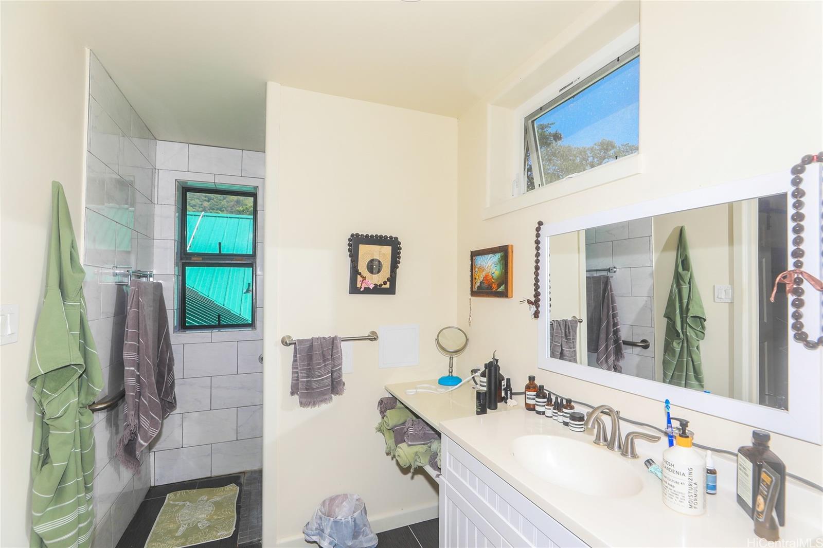 3702  Old Pali Road Old Pali, Honolulu home - photo 21 of 25