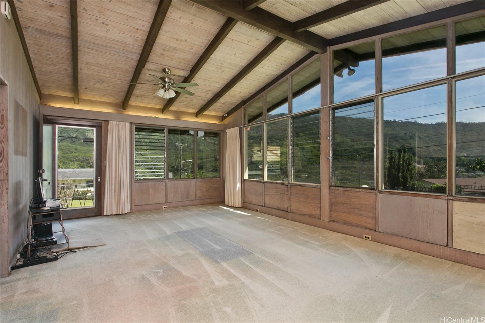 3704  Kumukoa Place Manoa-upper, Honolulu home - photo 3 of 20