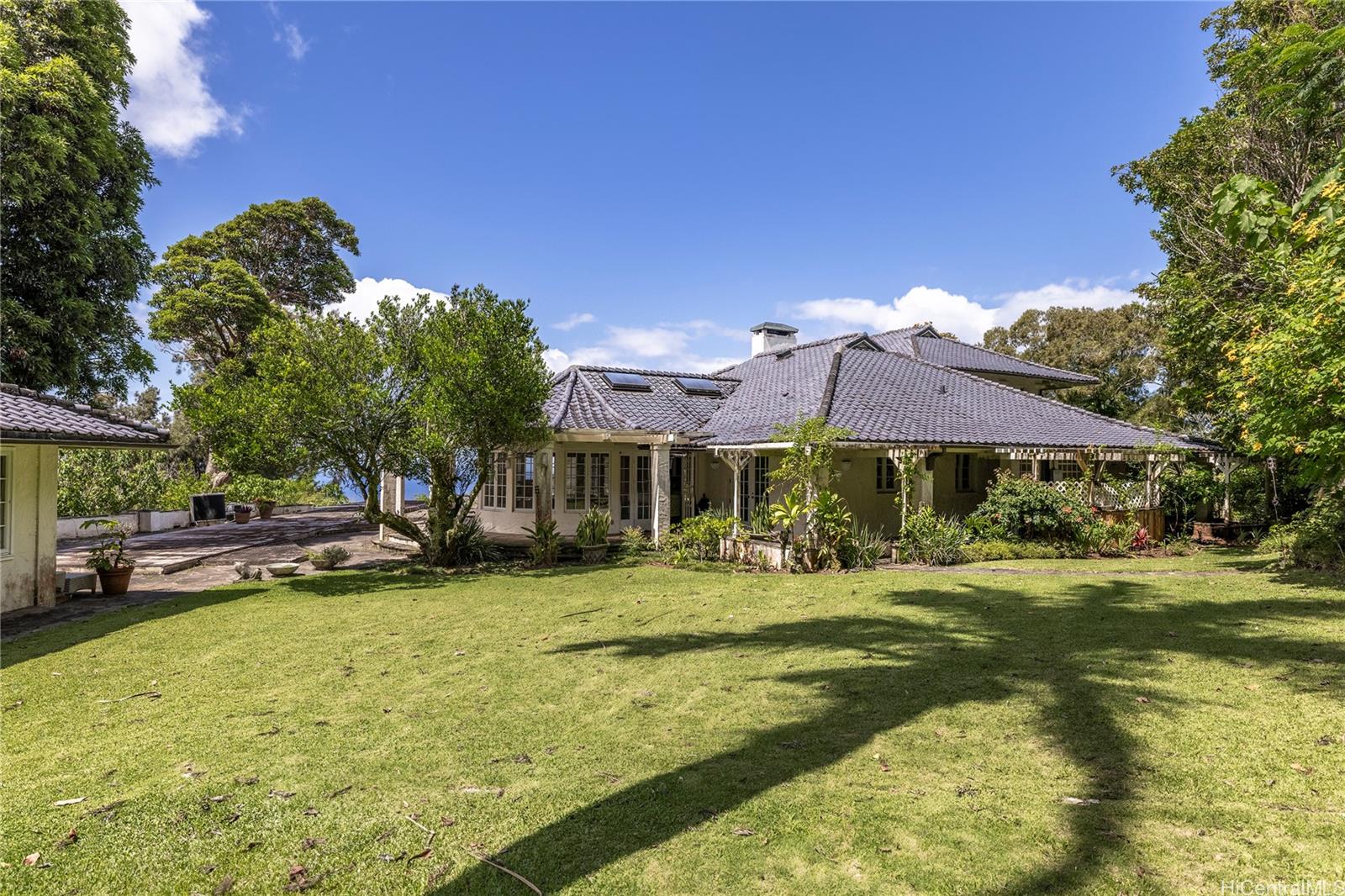 3711  Round Top Drive Tantalus, Honolulu home - photo 7 of 10