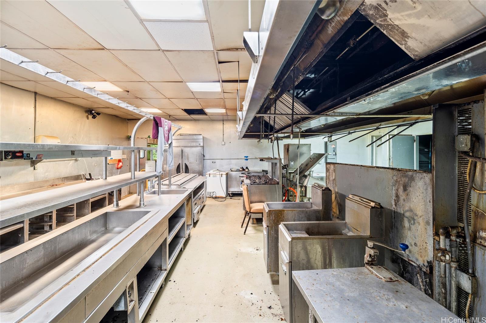 3717 Manoa Road Honolulu Oahu commercial real estate photo10 of 25