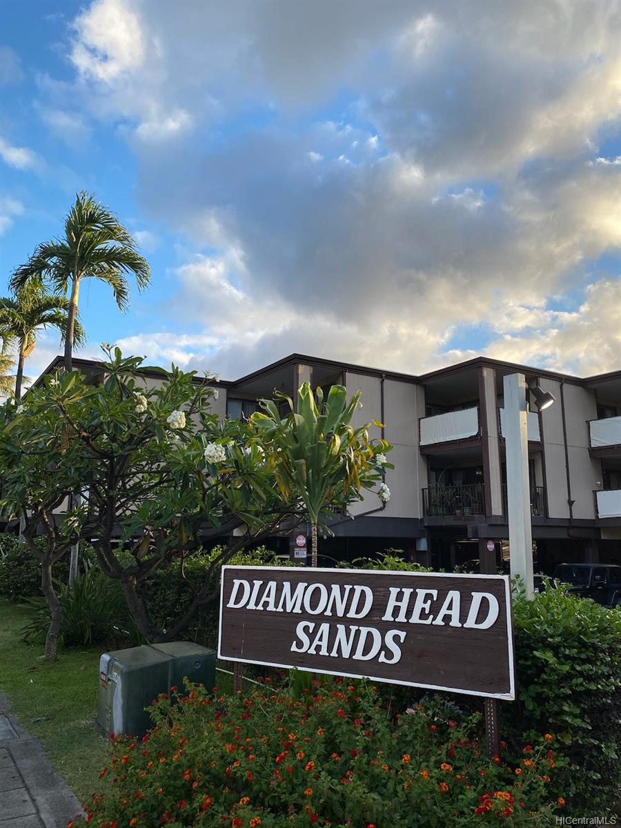 Diamond Head Sands 102, 3721 Kanaina Ave, Honolulu Diamond Head