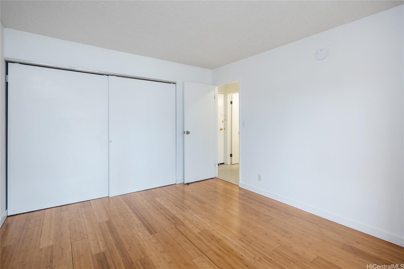 Diamond Head Sands condo # 305, Honolulu, Hawaii - photo 13 of 15