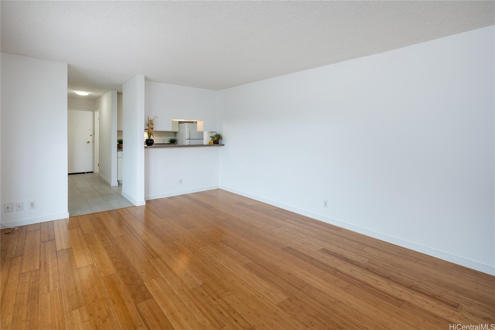 Diamond Head Sands condo # 305, Honolulu, Hawaii - photo 6 of 15