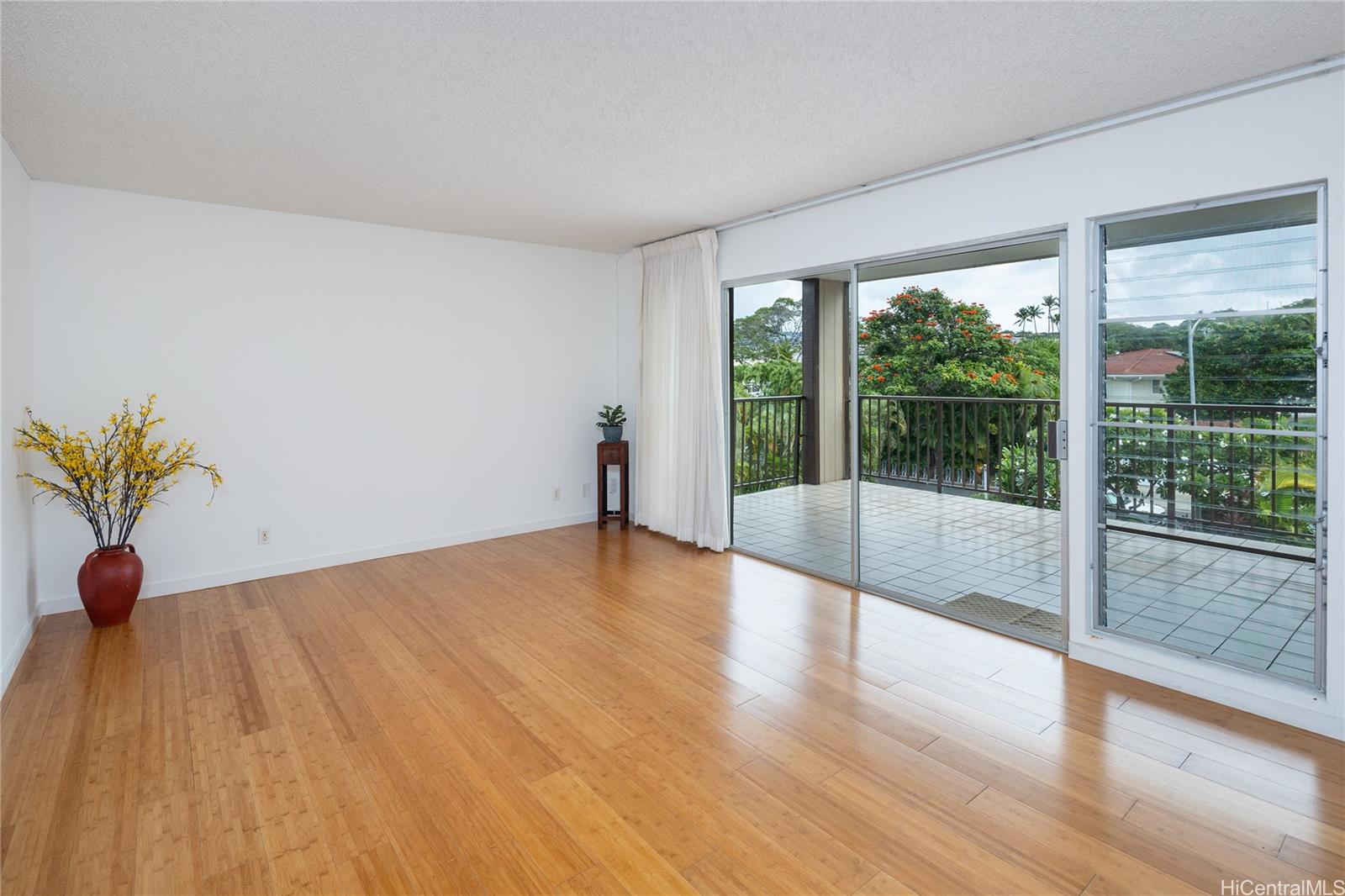 Diamond Head Sands condo # 305, Honolulu, Hawaii - photo 7 of 15