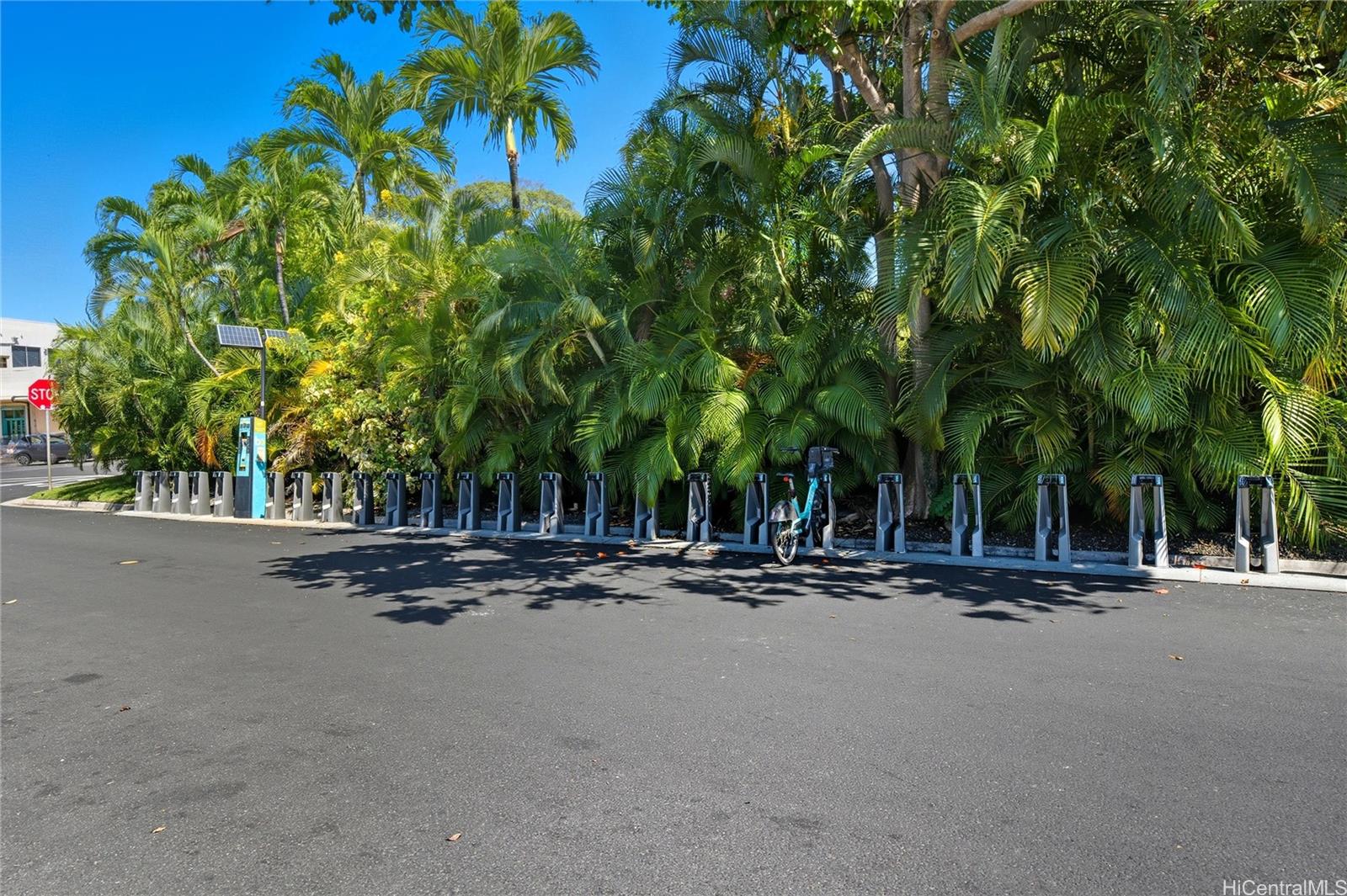 Diamond Head Sands condo # 313, Honolulu, Hawaii - photo 11 of 16