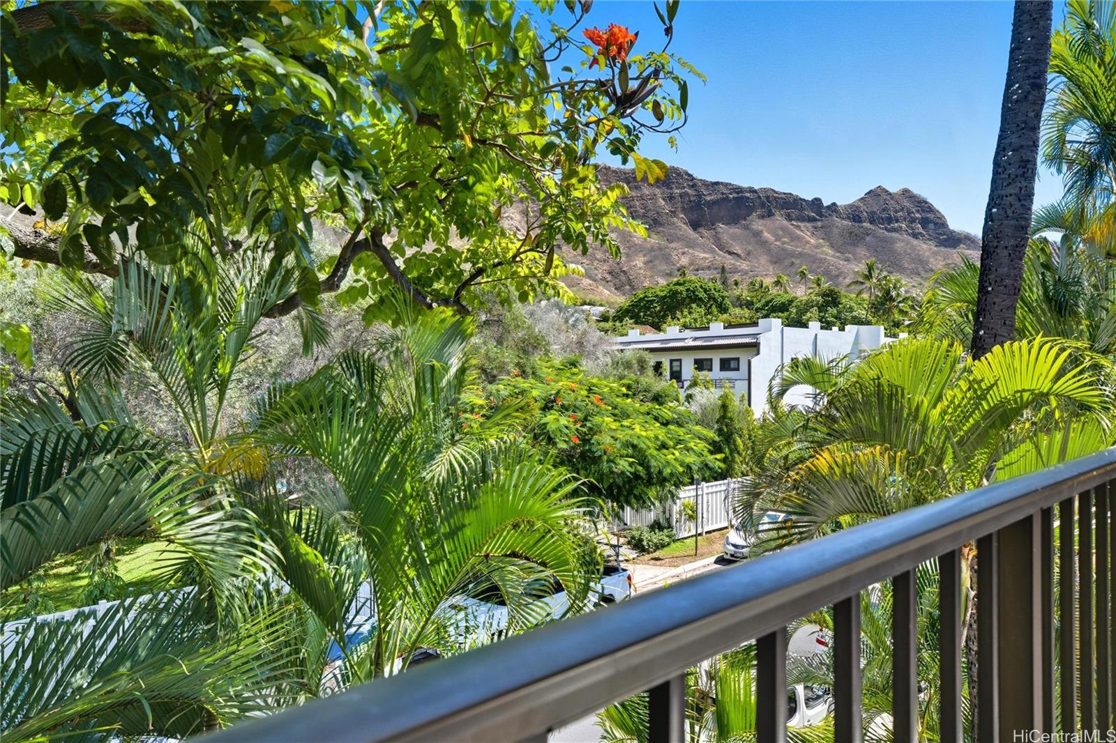 Diamond Head Sands condo # 313, Honolulu, Hawaii - photo 3 of 16