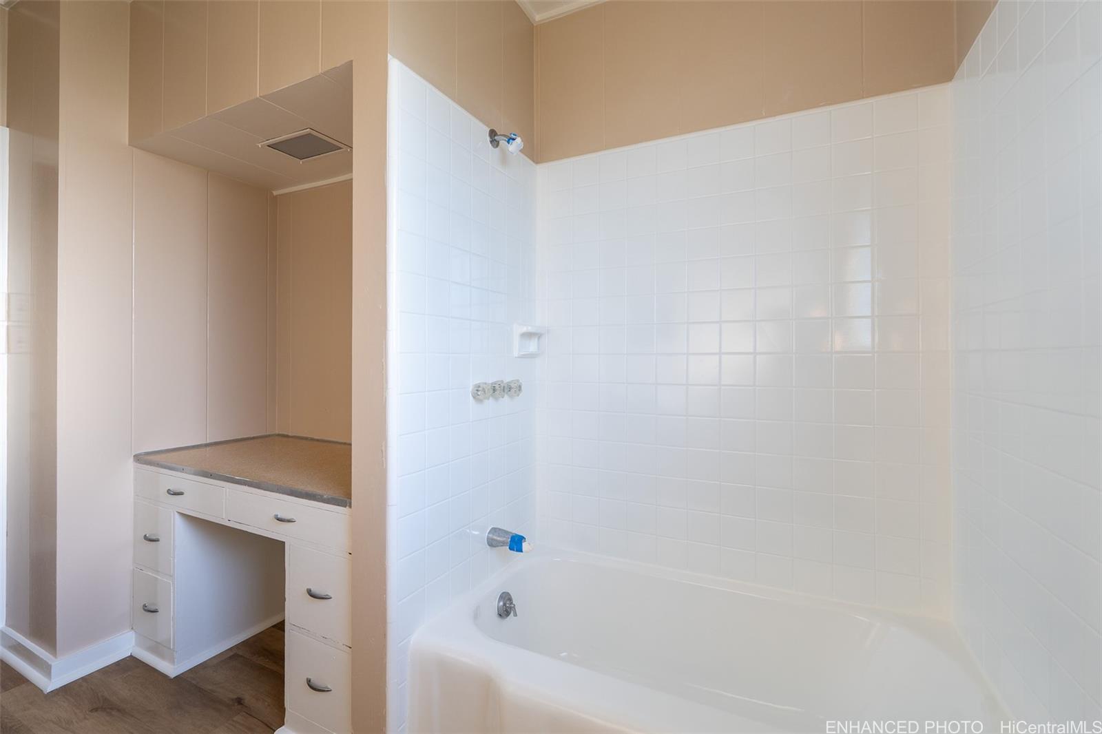 3726  Manini Way Wilhelmina, Diamond Head home - photo 19 of 23