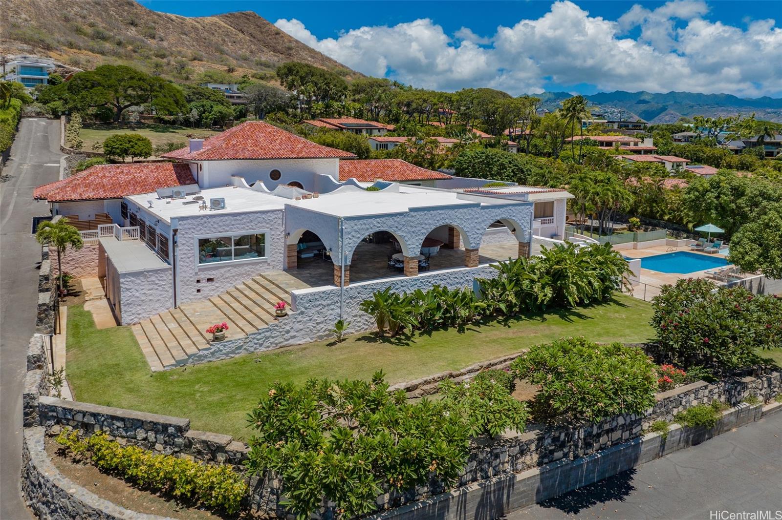 3735-  Diamond Head Road Diamond Head, Diamond Head home - photo 5 of 10