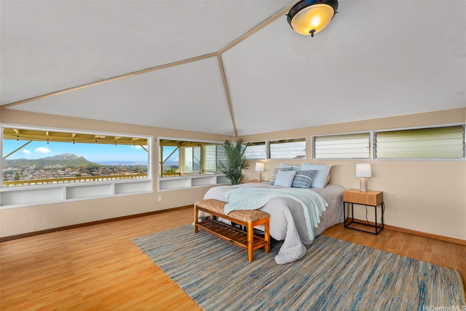 3735  Manini Way Wilhelmina, Diamond Head home - photo 11 of 22