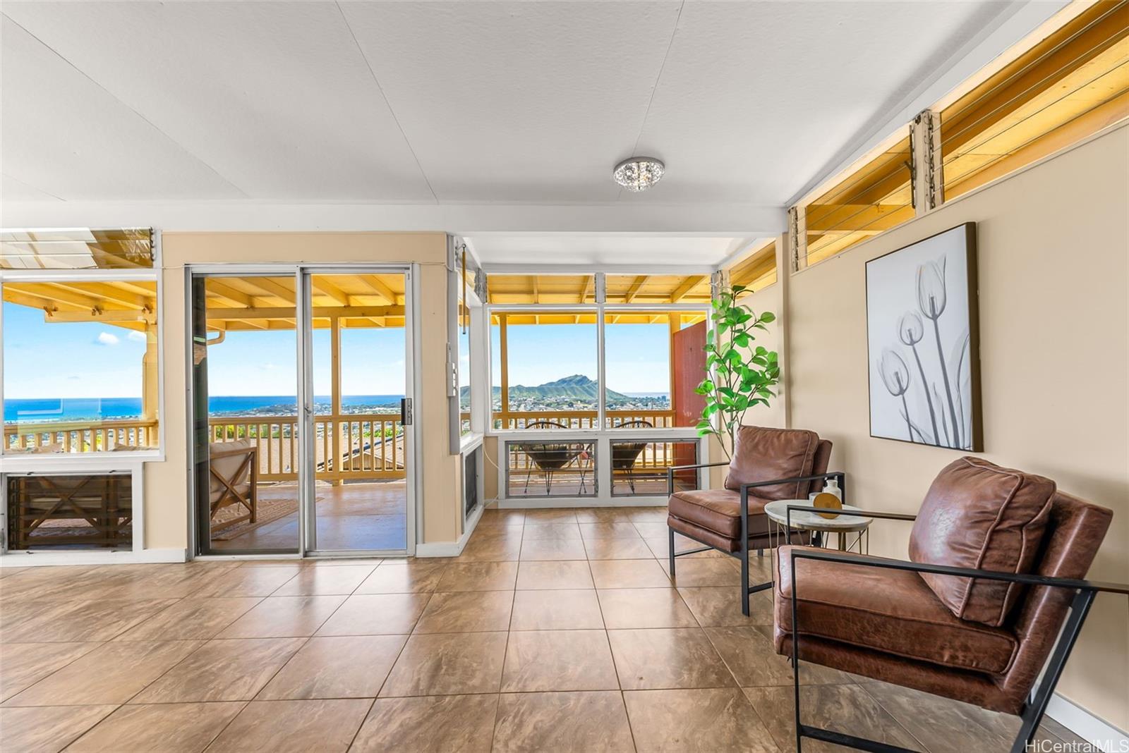 3735  Manini Way Wilhelmina, Diamond Head home - photo 4 of 22