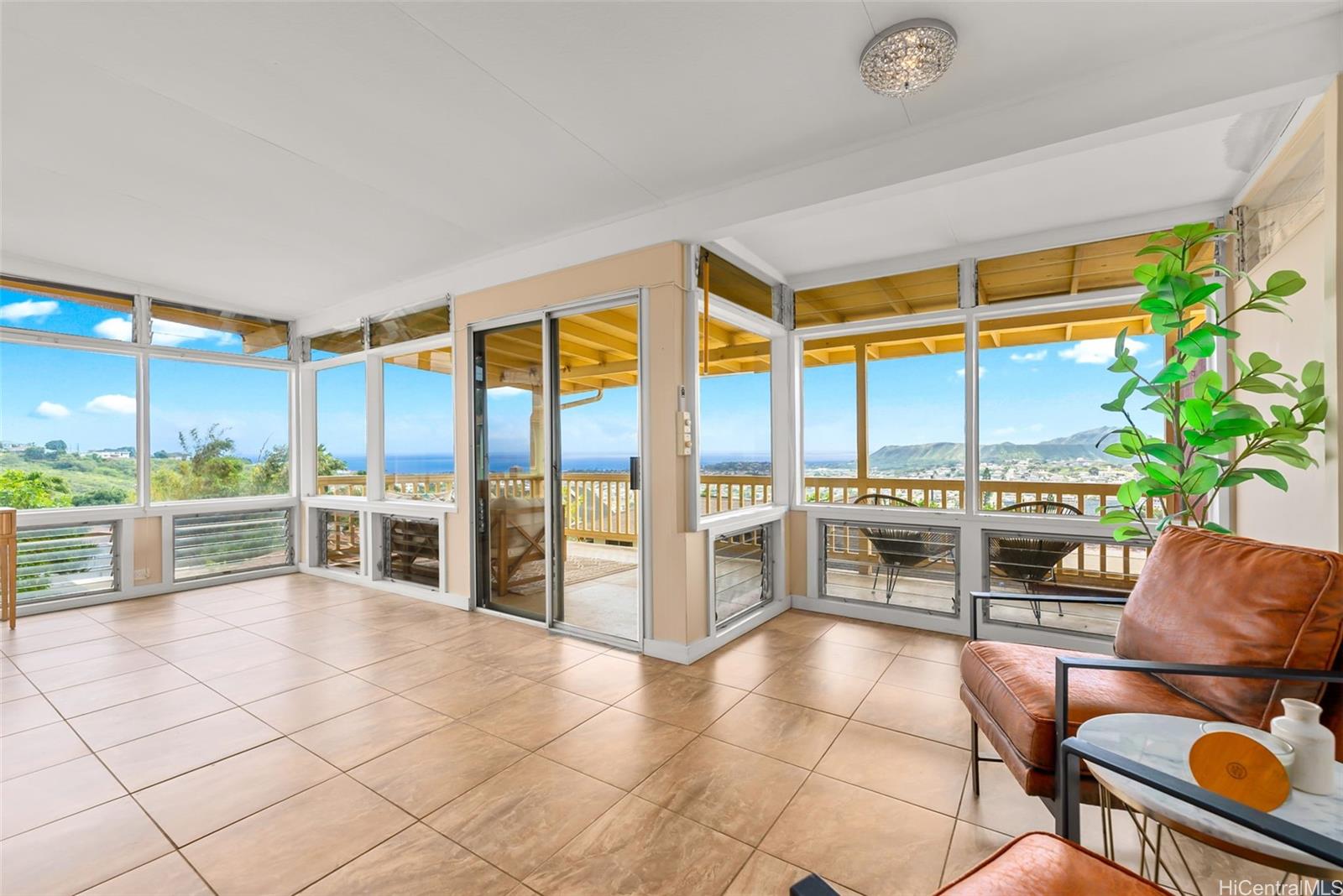 3735  Manini Way Wilhelmina, Diamond Head home - photo 9 of 22