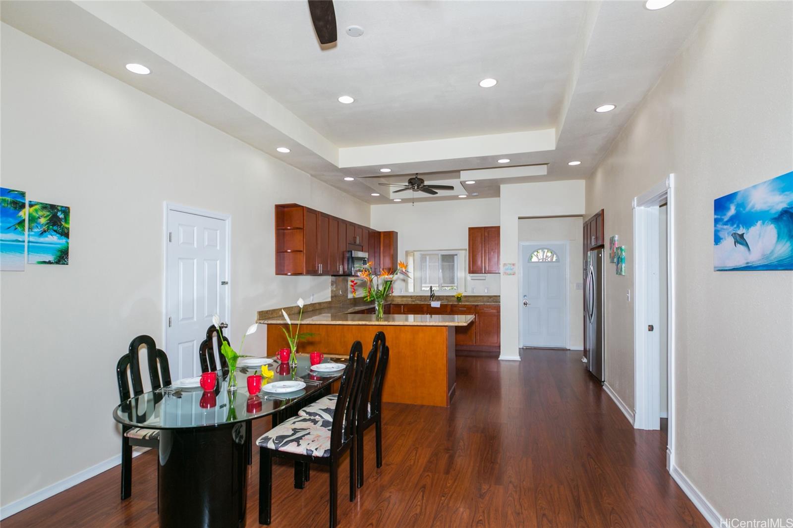 3741  Harding Ave Kaimuki, Diamond Head home - photo 3 of 25