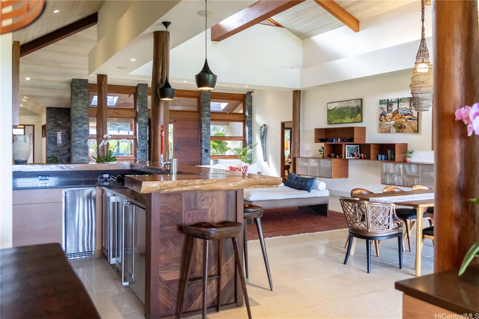 376  Dune Circle Beachside, Kailua home - photo 11 of 25