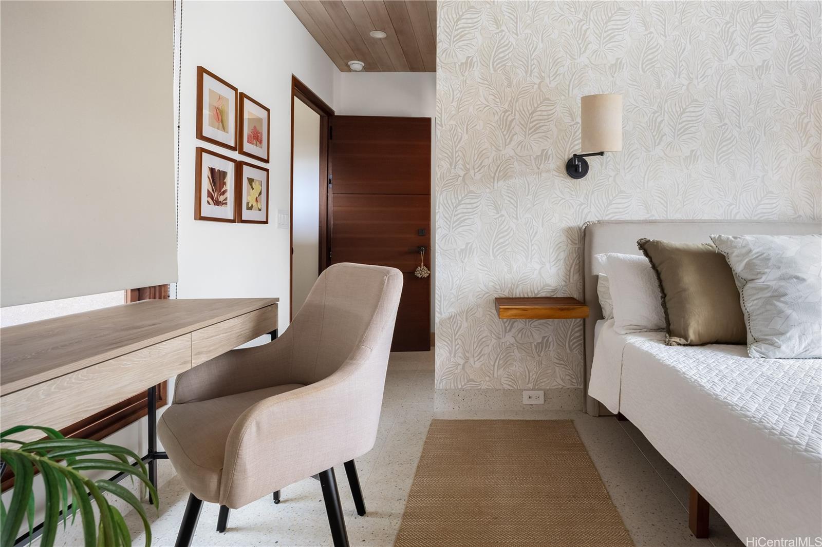 376  Dune Circle Beachside, Kailua home - photo 17 of 25