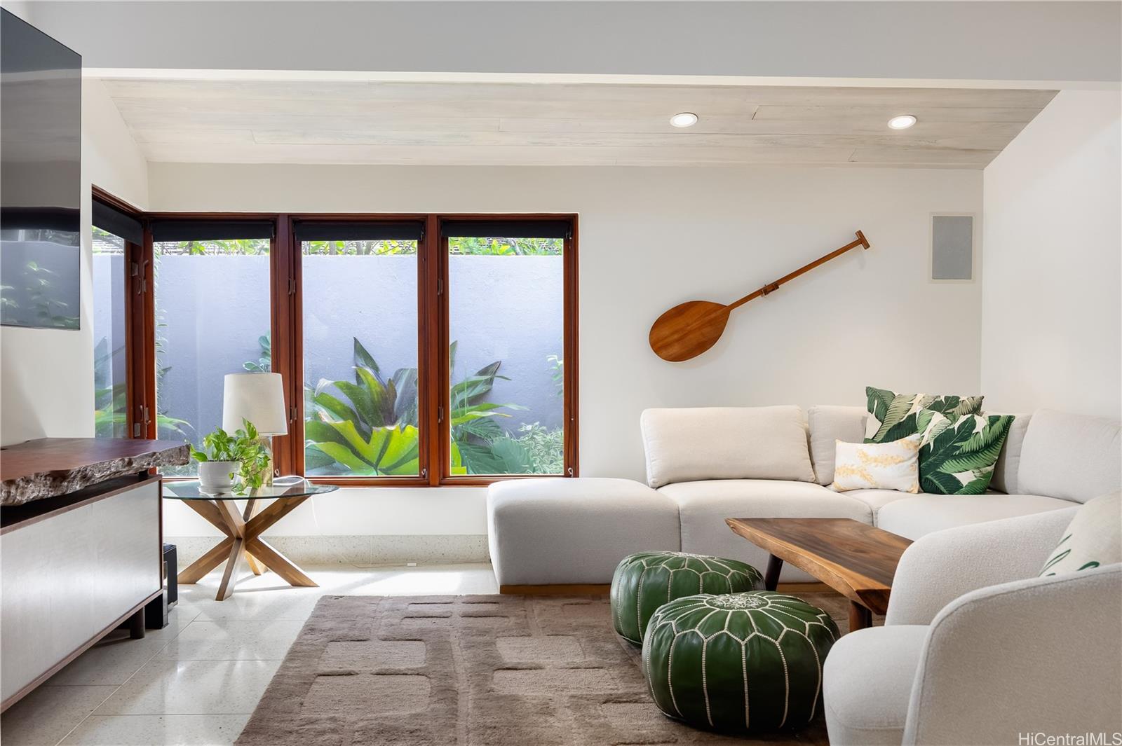 376  Dune Circle Beachside, Kailua home - photo 8 of 25