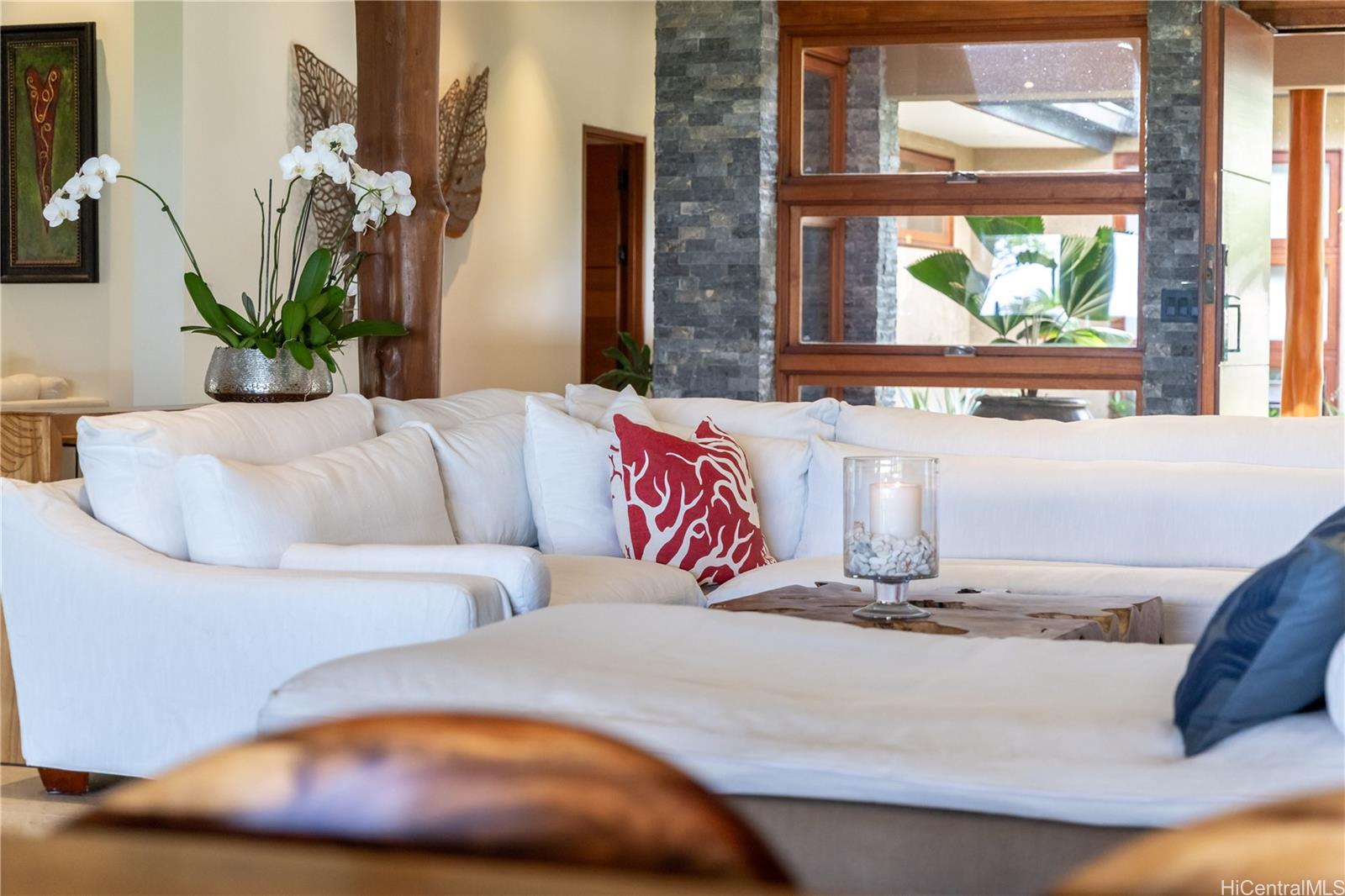 376  Dune Circle Beachside, Kailua home - photo 9 of 25