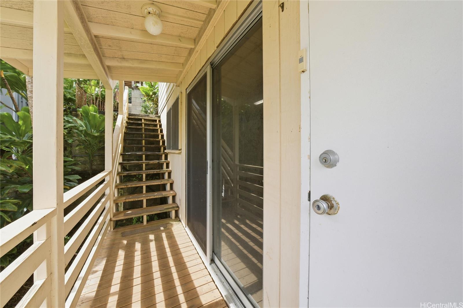 3787  Kumulani Place Manoa-upper, Honolulu home - photo 8 of 16