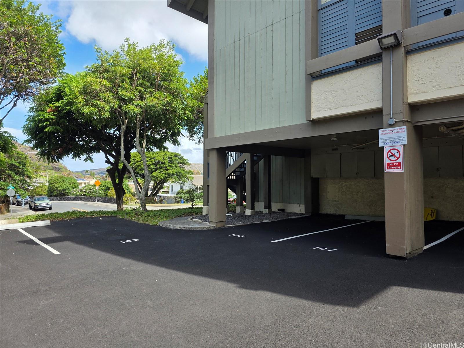 380 Kawaihae Street Honolulu - Rental - photo 15 of 16