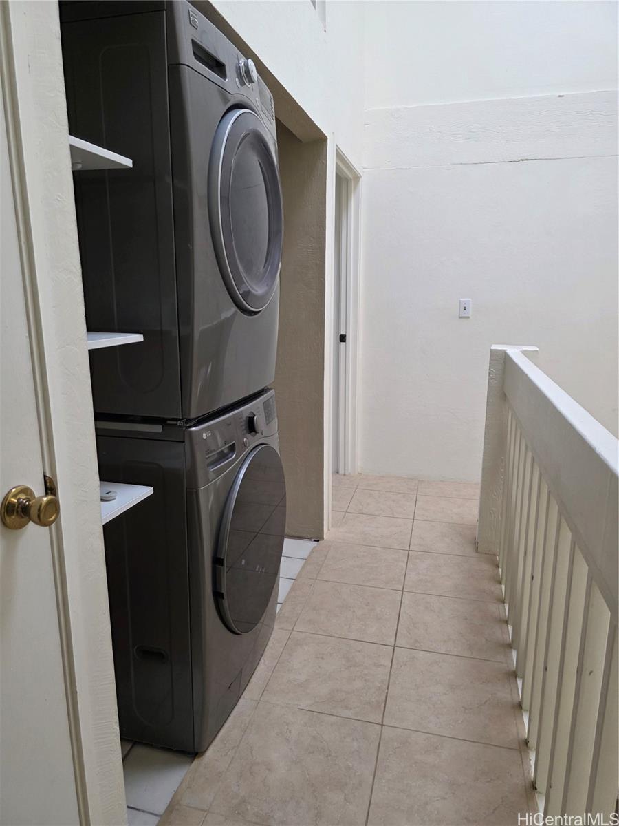 380 Kawaihae Street Honolulu - Rental - photo 5 of 16