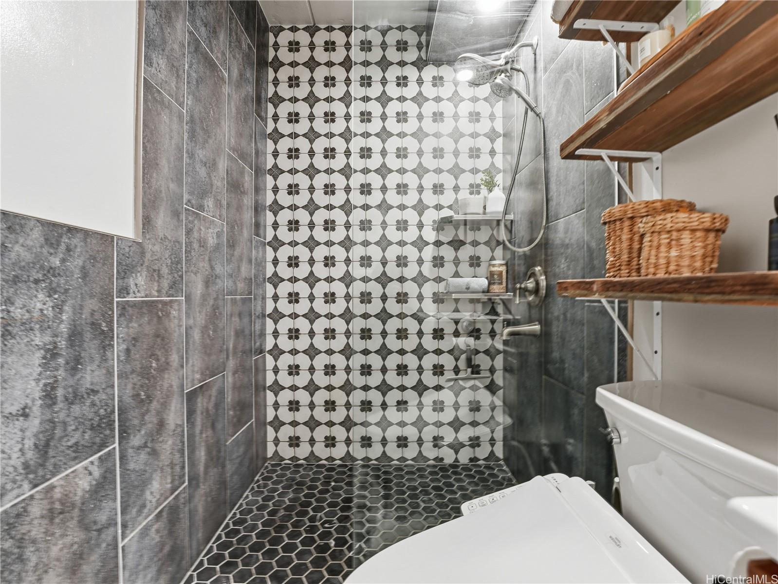 Diamond Head Surf condo # 210, Honolulu, Hawaii - photo 18 of 25