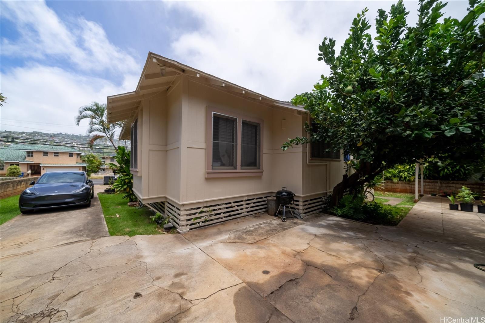 3811 Waialae Ave Honolulu - Multi-family - photo 11 of 24